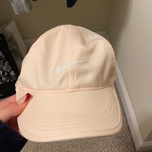 Nike women’s running hat